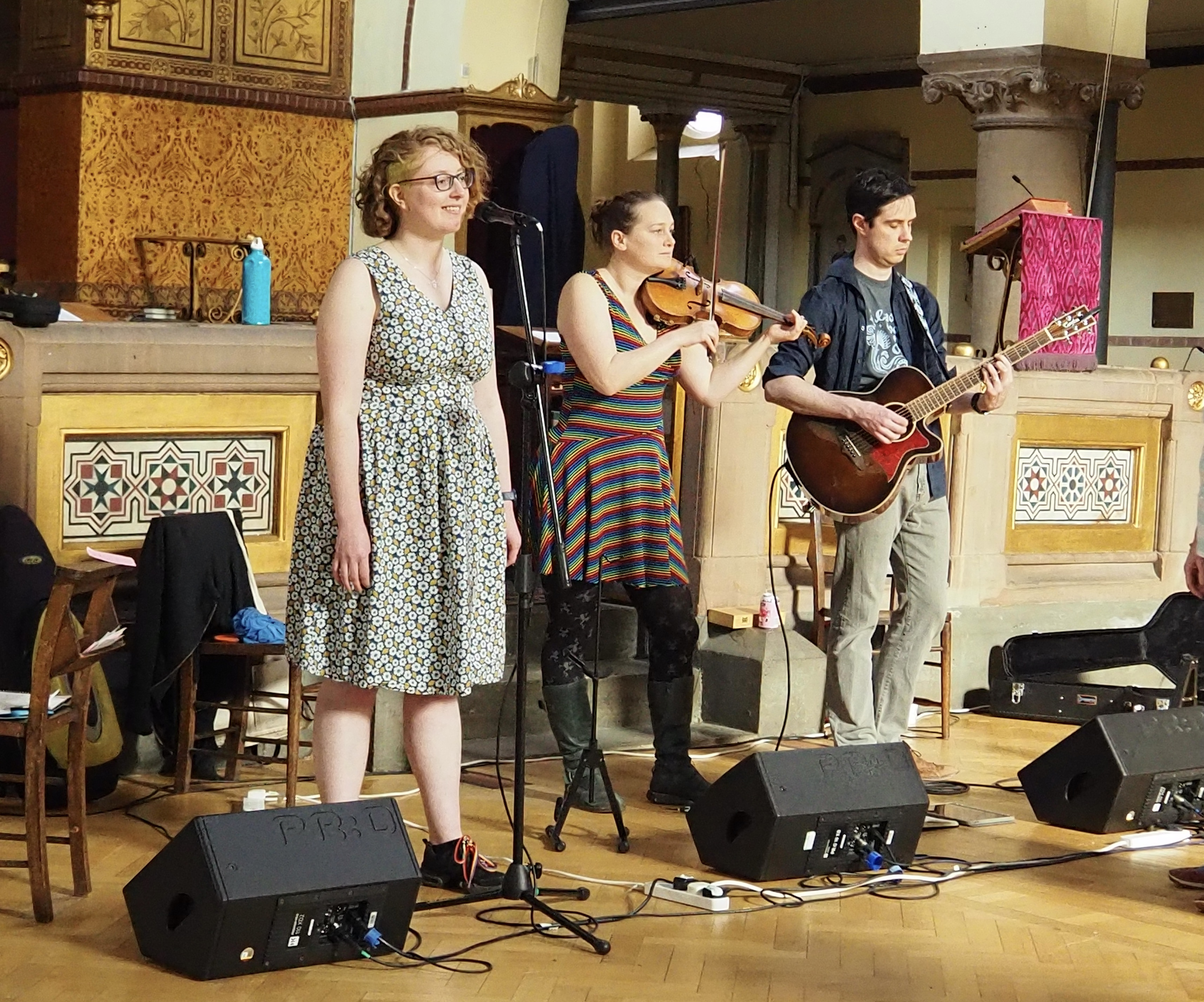 03 Chaotic Good Oxford contra band credit Oxfolk